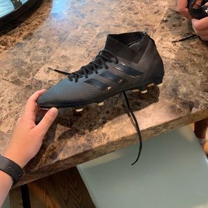 Men’s Nemeziz soccer cleats